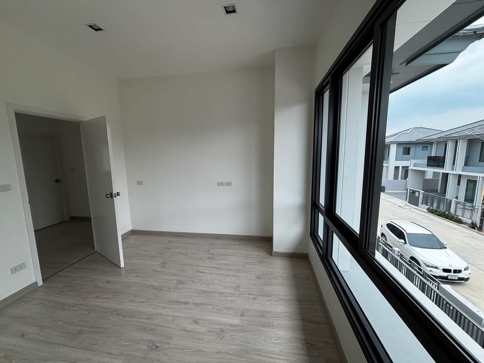 Patta Element  บ้านเดี่ยวหรู สไตล์โมเดิร์น ในโครงการคุณภาพ